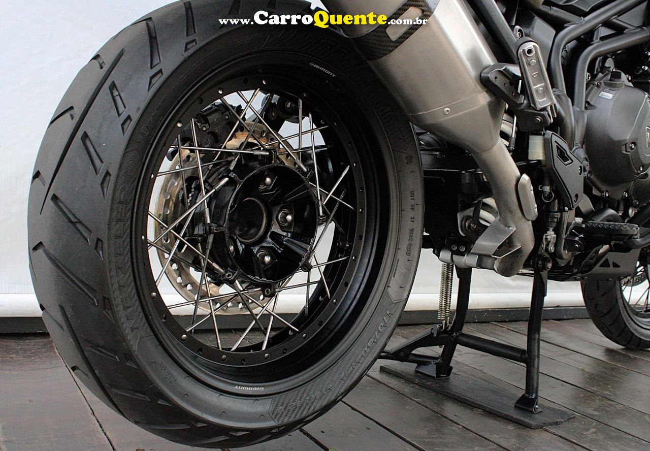 TRIUMPH TIGER 1200 DESERT EDITION 2021 - Loja