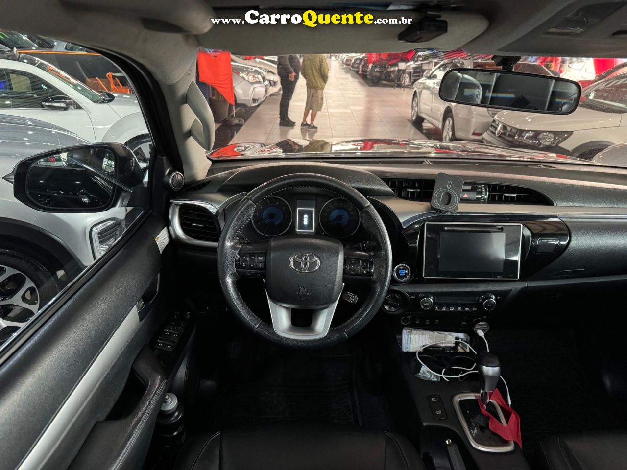 TOYOTA HILUX 2.8 SRX 4X4 CD 16V 2016 - Loja