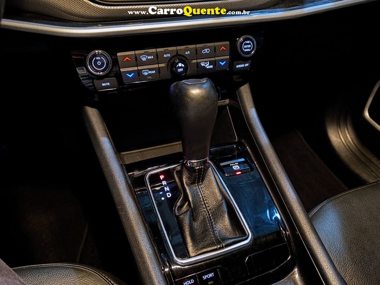 COMPASS 2022 T270 TURBO LONGITUDE AR DIGITAL + COURO 2022 - Loja