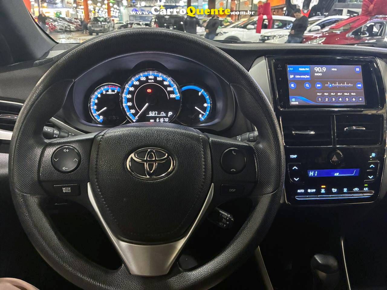 YARIS 2019 XL PLUS AUTOMÁTICO + MULTIMÍDIA 2019 - Loja