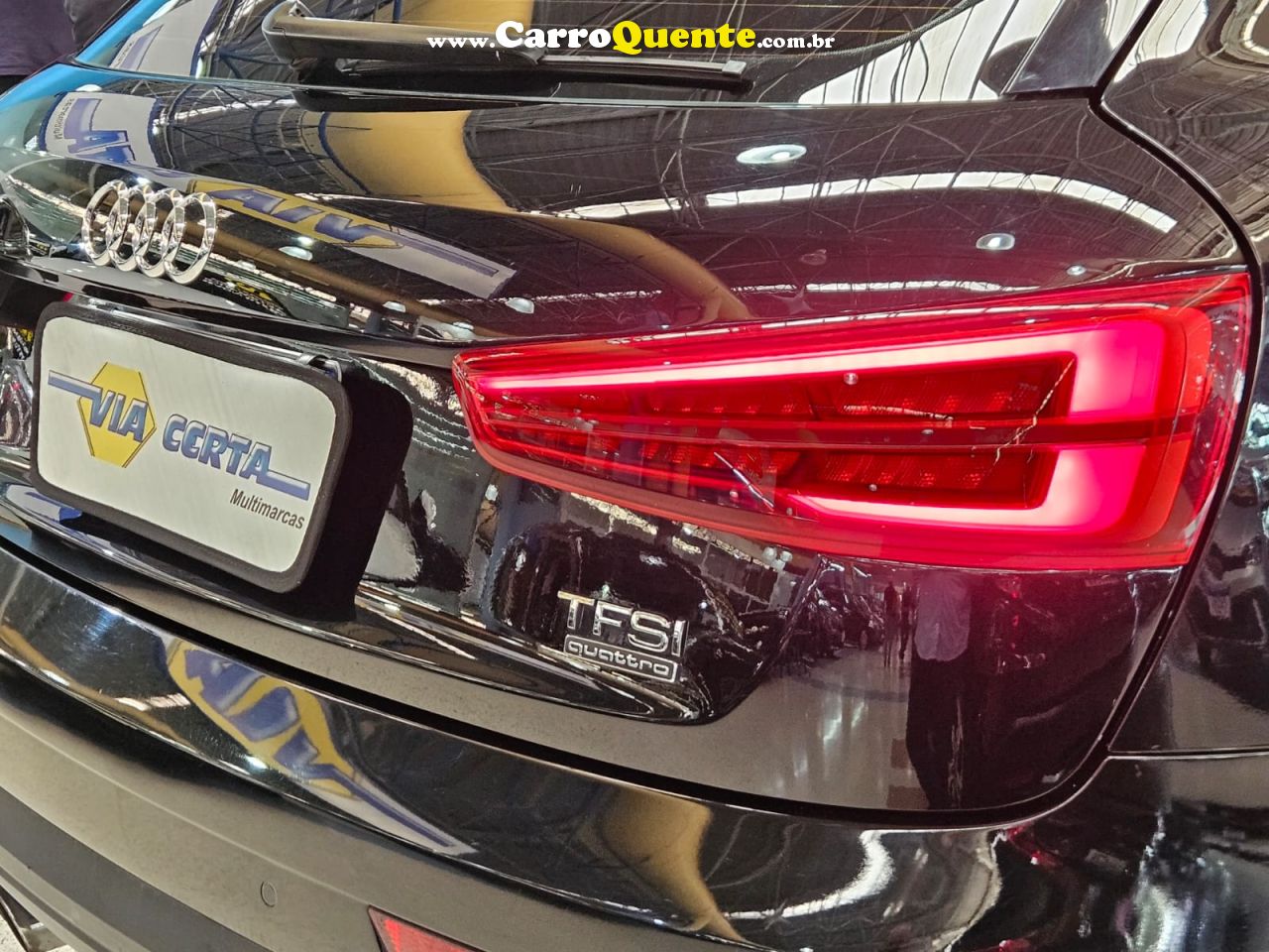 AUDI Q3 2.0 TFSI AMBIENTE QUATTRO 2016 - Loja