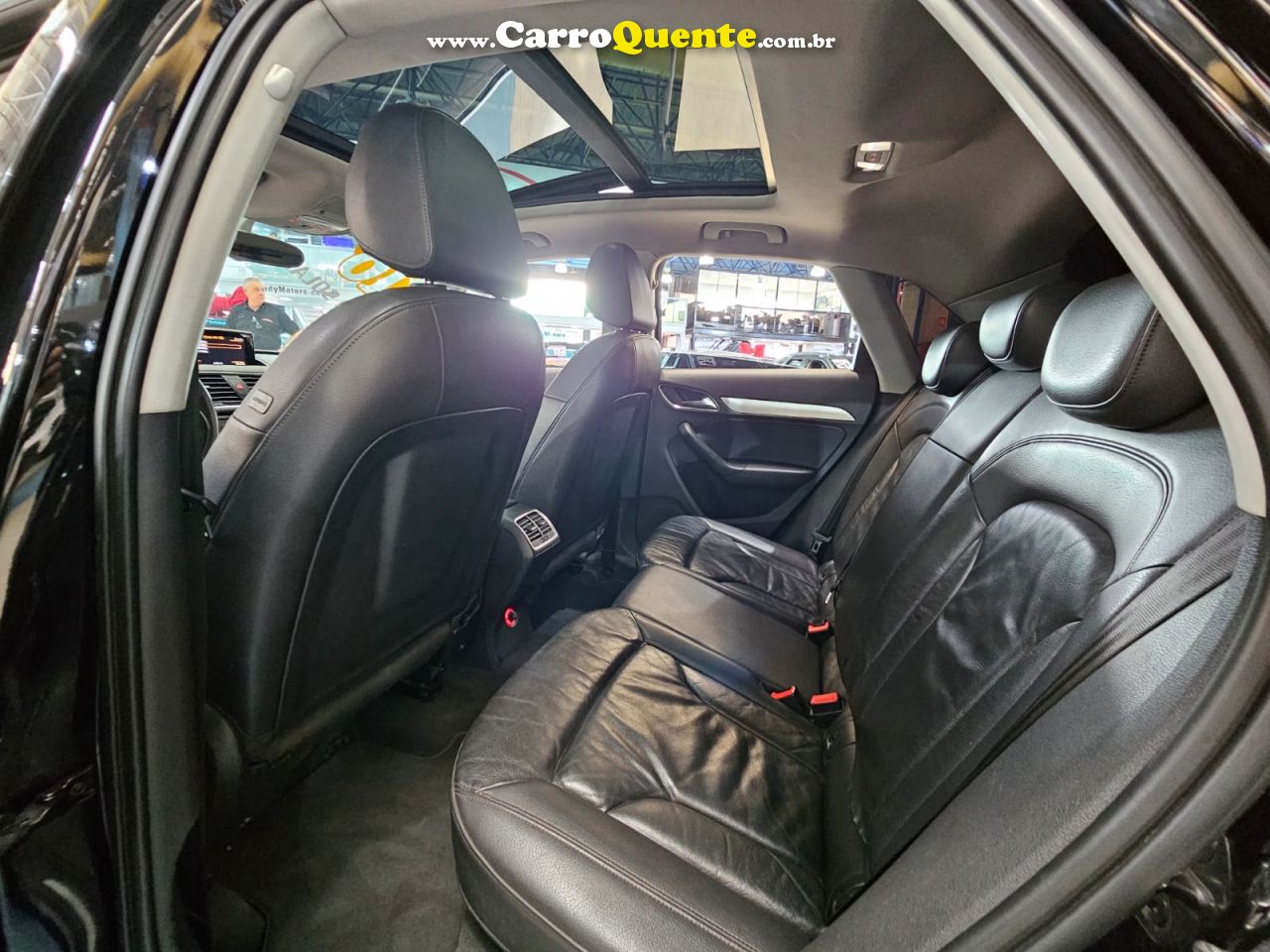 AUDI Q3 2.0 TFSI AMBIENTE QUATTRO 2016 - Loja