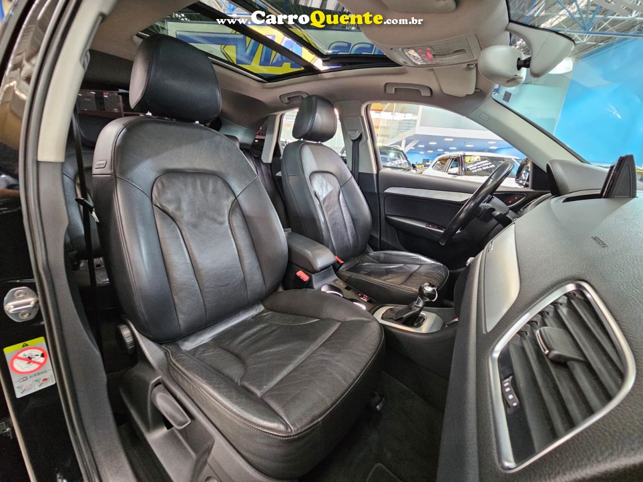 AUDI Q3 2.0 TFSI AMBIENTE QUATTRO 2016 - Loja