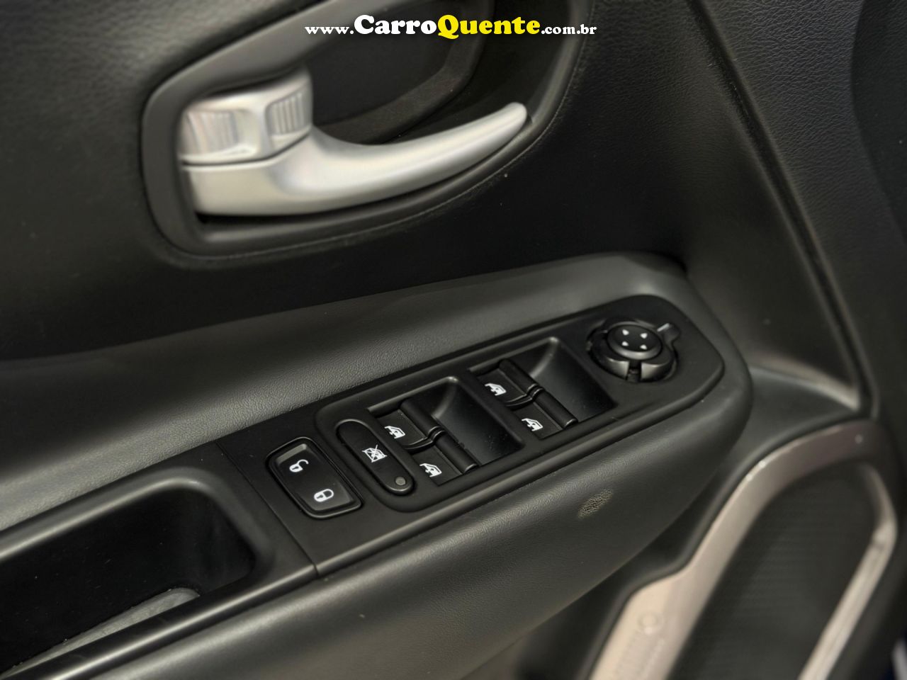 JEEP RENEGADE 1.3 T270 TURBO LONGITUDE 2024 - Loja