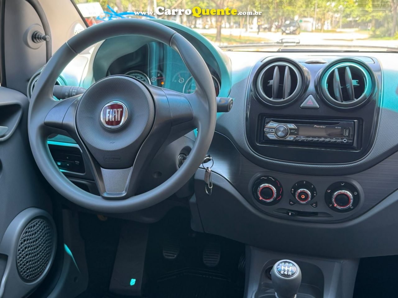 FIAT PALIO 1.4 MPI ATTRACTIVE 8V 2016 - Loja