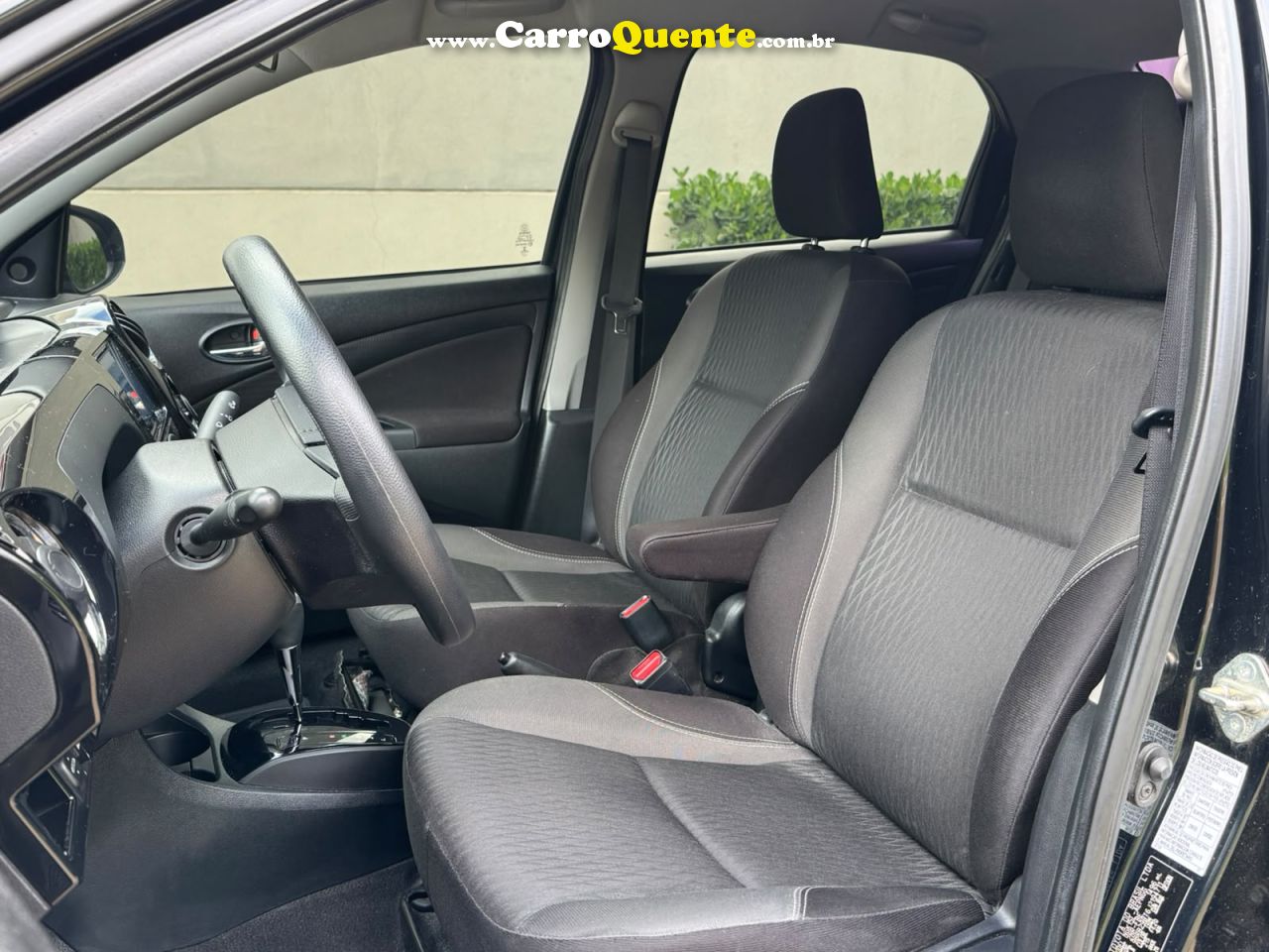 TOYOTA ETIOS 1.5 XS SEDAN 16V 2018 - Loja