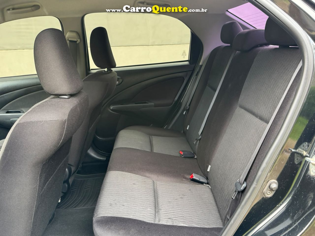 TOYOTA ETIOS 1.5 XS SEDAN 16V 2018 - Loja