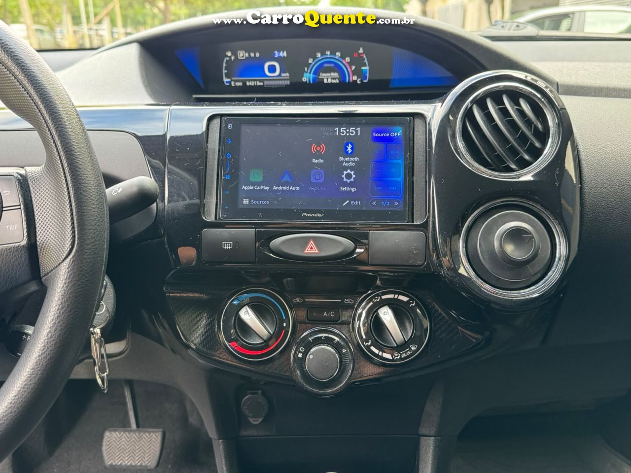 TOYOTA ETIOS 1.5 XS SEDAN 16V 2018 - Loja