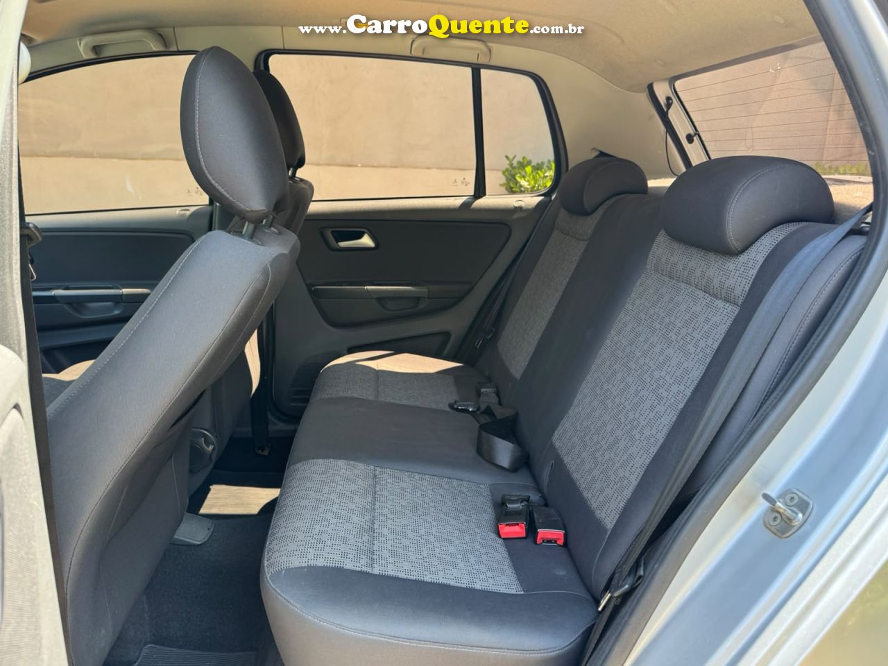 VOLKSWAGEN FOX 1.6 MI 8V 2013 - Loja