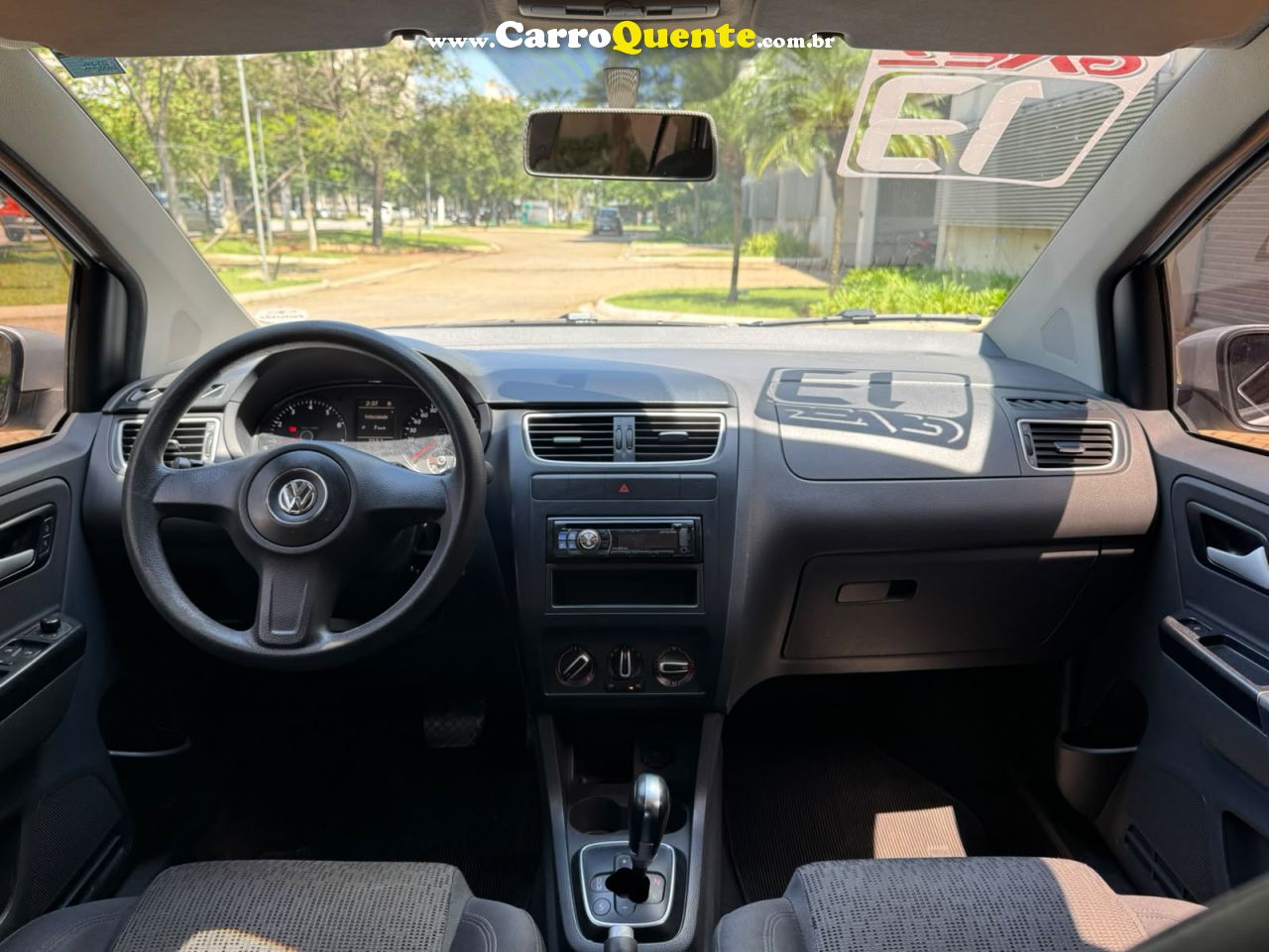 VOLKSWAGEN FOX 1.6 MI 8V 2013 - Loja