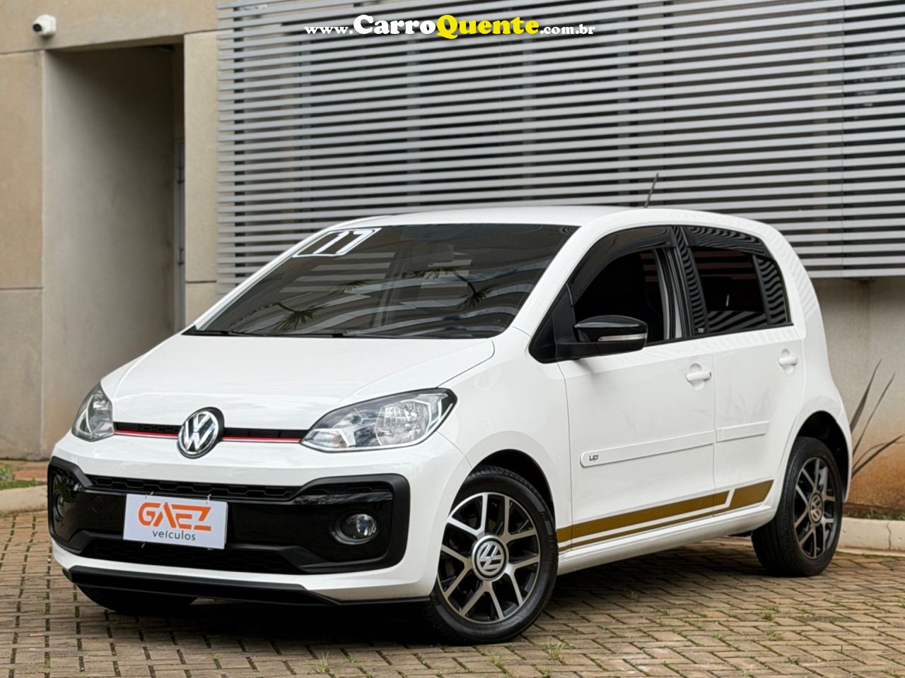 VOLKSWAGEN UP 1.0 MPI MOVE UP 12V 2018 - Loja