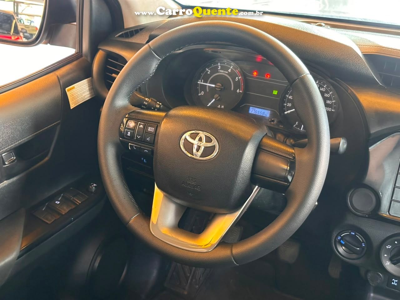 TOYOTA HILUX 2.8 D-4D TURBO CD POWER PACK 4X4 2020 - Loja