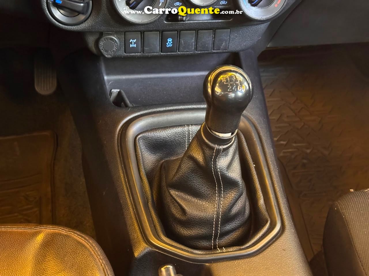 TOYOTA HILUX 2.8 D-4D TURBO CD POWER PACK 4X4 2020 - Loja