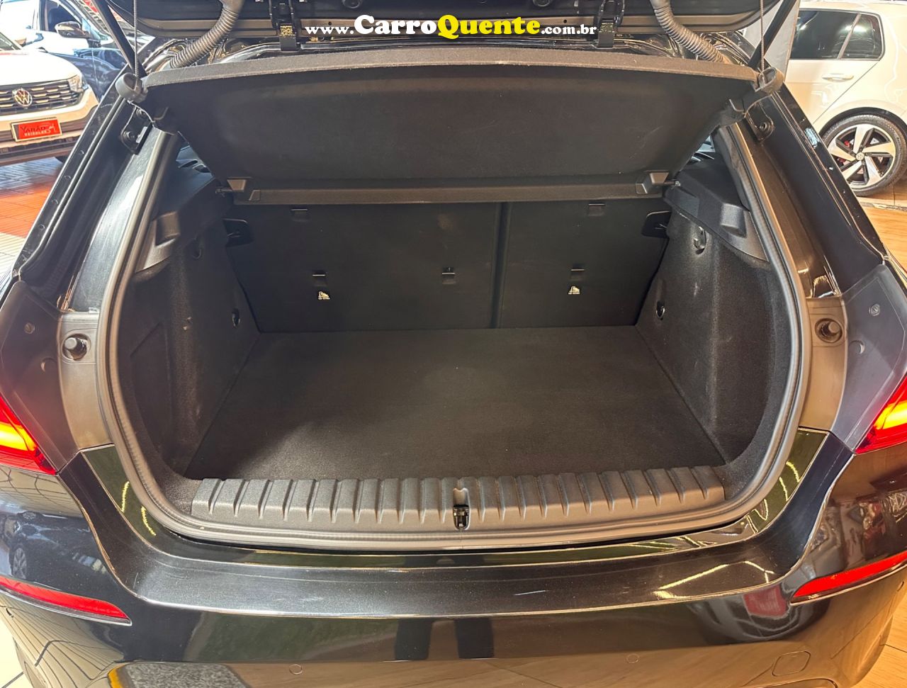 BMW 118i 1.5 12V SPORT GP 2020 - Loja