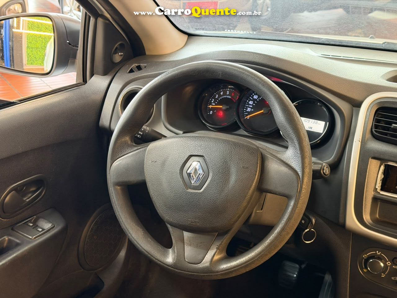 RENAULT SANDERO 1.0 12V SCE AUTHENTIQUE 2018 - Loja