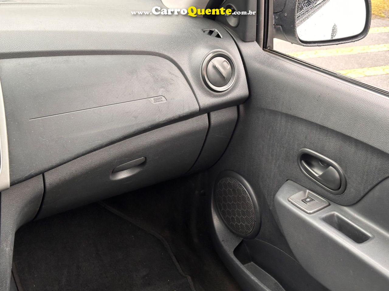 RENAULT SANDERO 1.0 12V SCE AUTHENTIQUE 2018 - Loja