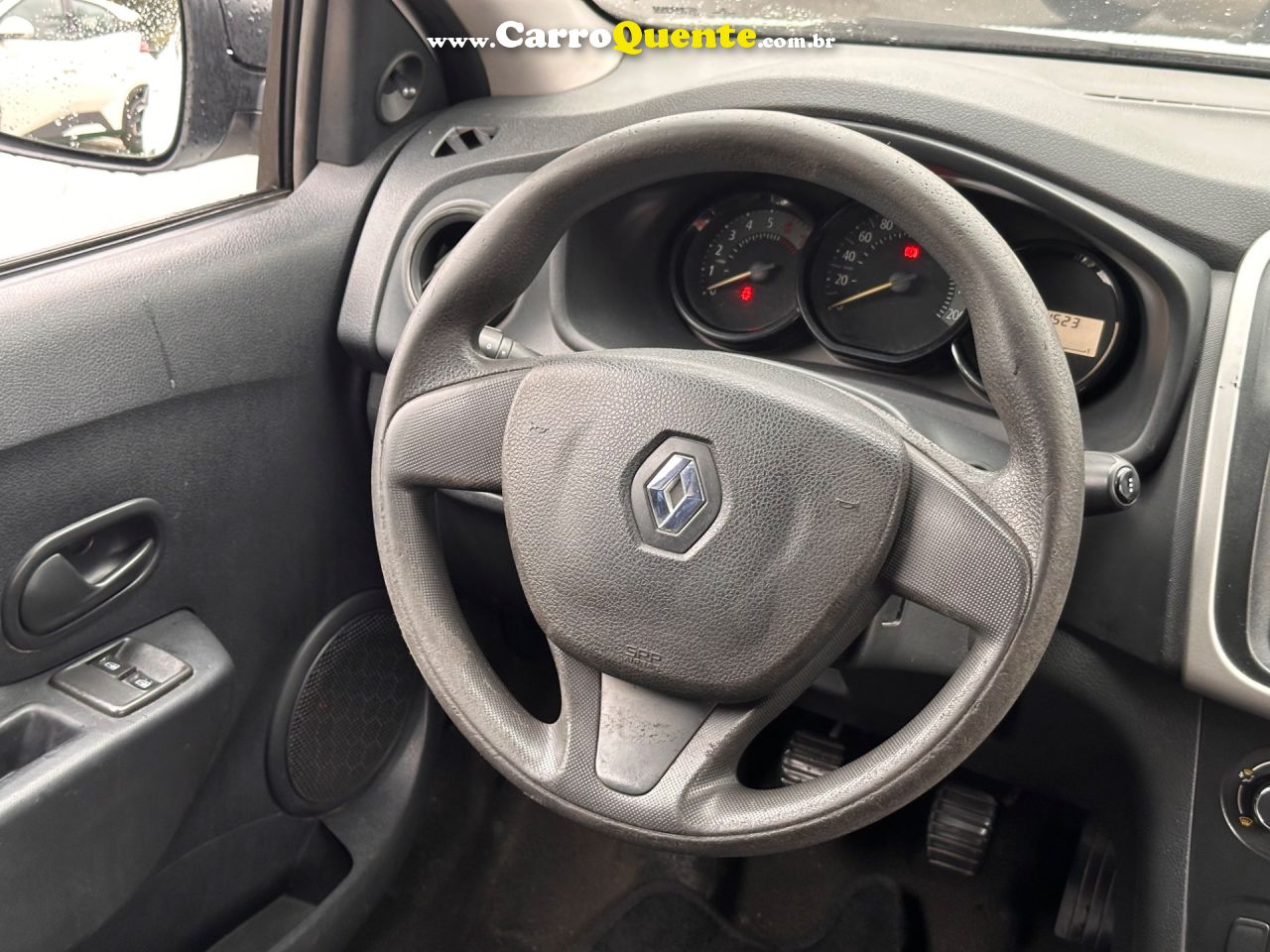 RENAULT SANDERO 1.0 12V SCE AUTHENTIQUE 2018 - Loja