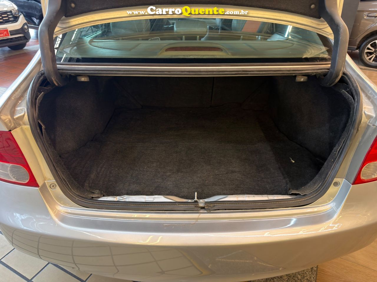 HONDA CIVIC 1.8 LXL 16V 2010 - Loja
