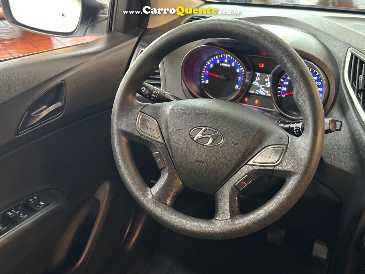 HYUNDAI HB20 1.0 COMFORT PLUS 12V TURBO 2018 - Loja