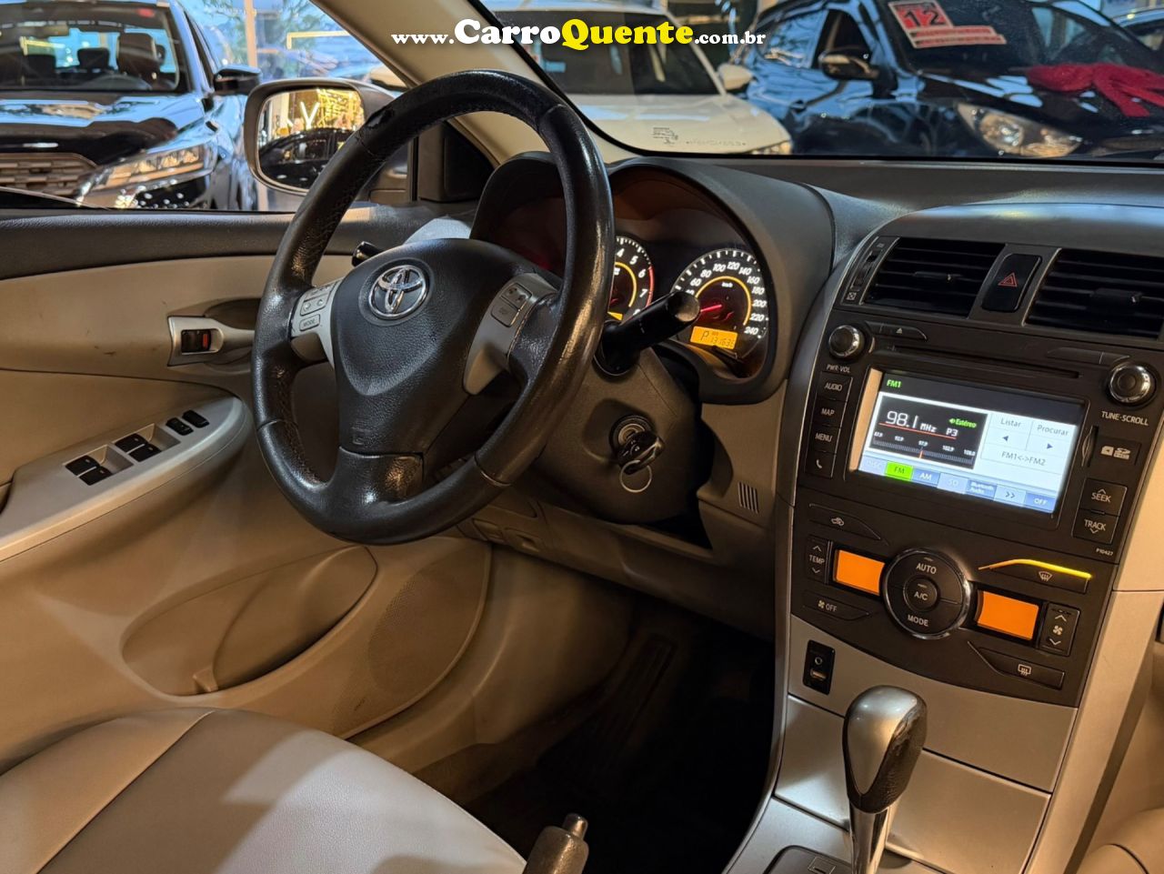 TOYOTA COROLLA 2.0 XEI 16V 2014 - Loja