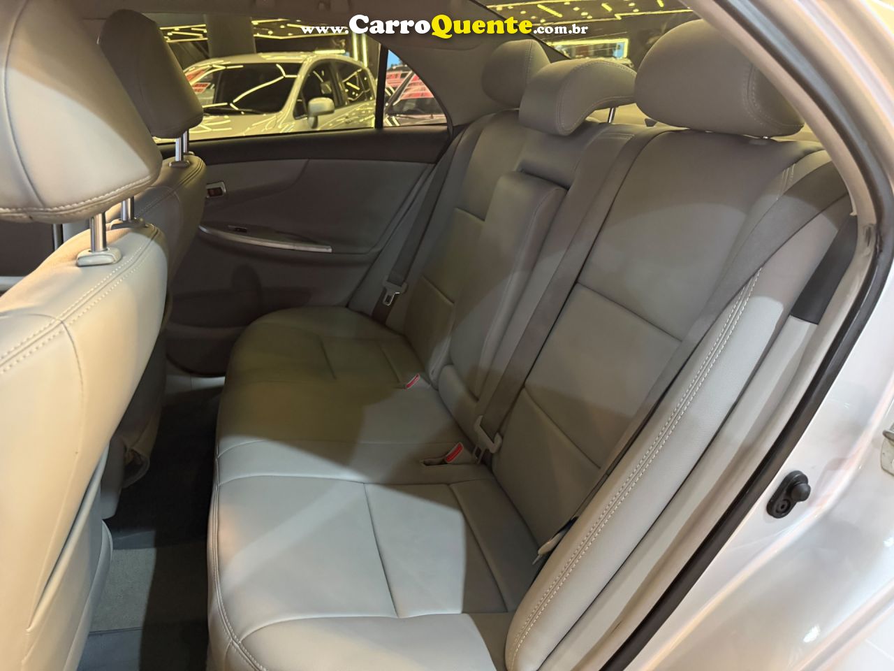 TOYOTA COROLLA 2.0 XEI 16V 2014 - Loja