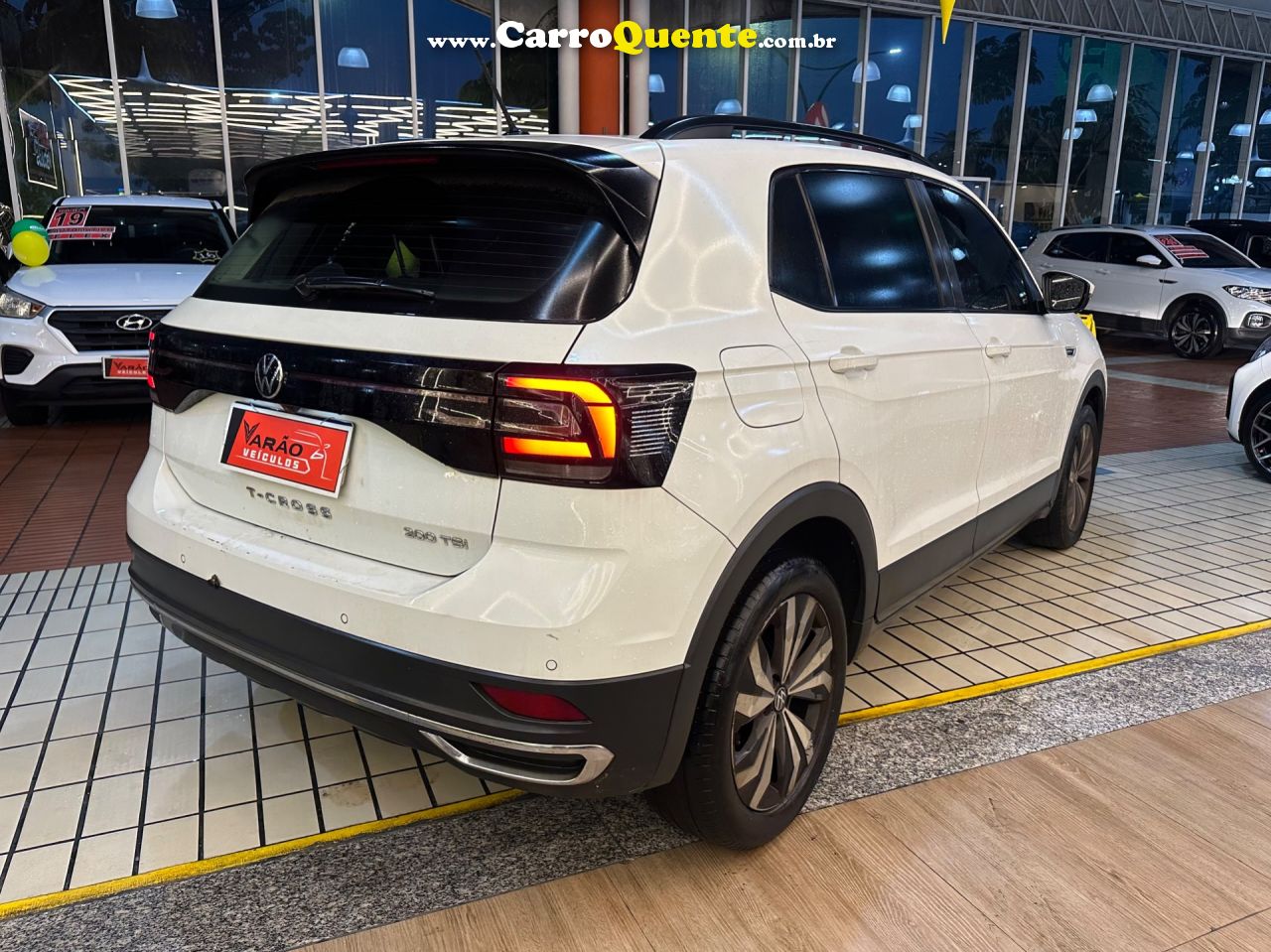 VOLKSWAGEN T-CROSS 1.0 200 TSI TOTAL COMFORTLINE 2023 - Loja
