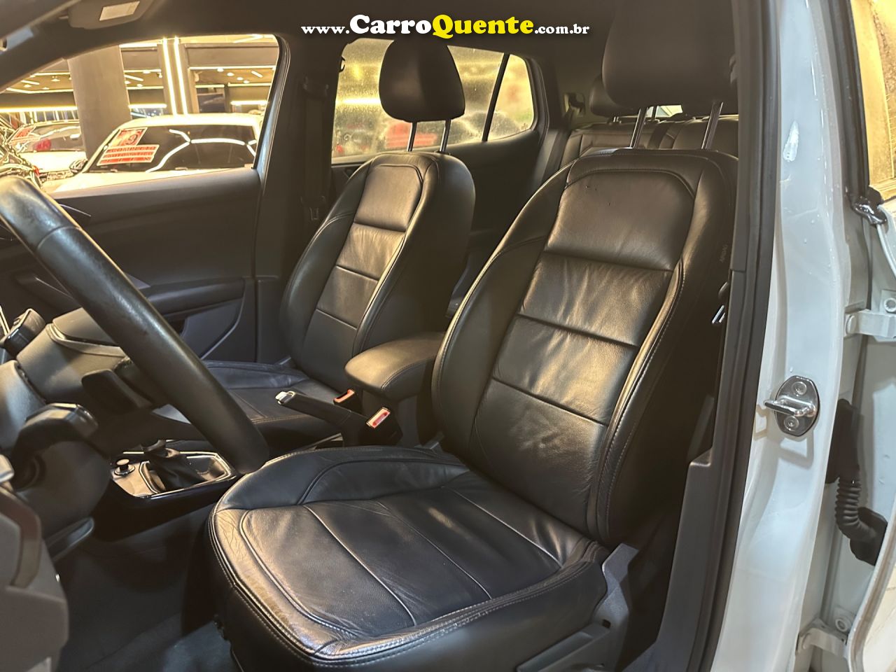 VOLKSWAGEN T-CROSS 1.0 200 TSI TOTAL COMFORTLINE 2023 - Loja