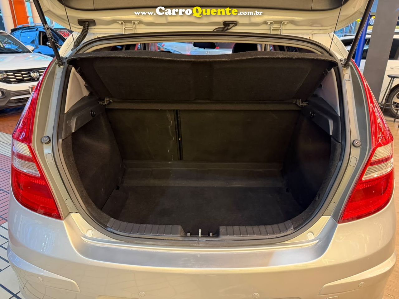 HYUNDAI I30 2.0 MPI 16V 2011 - Loja