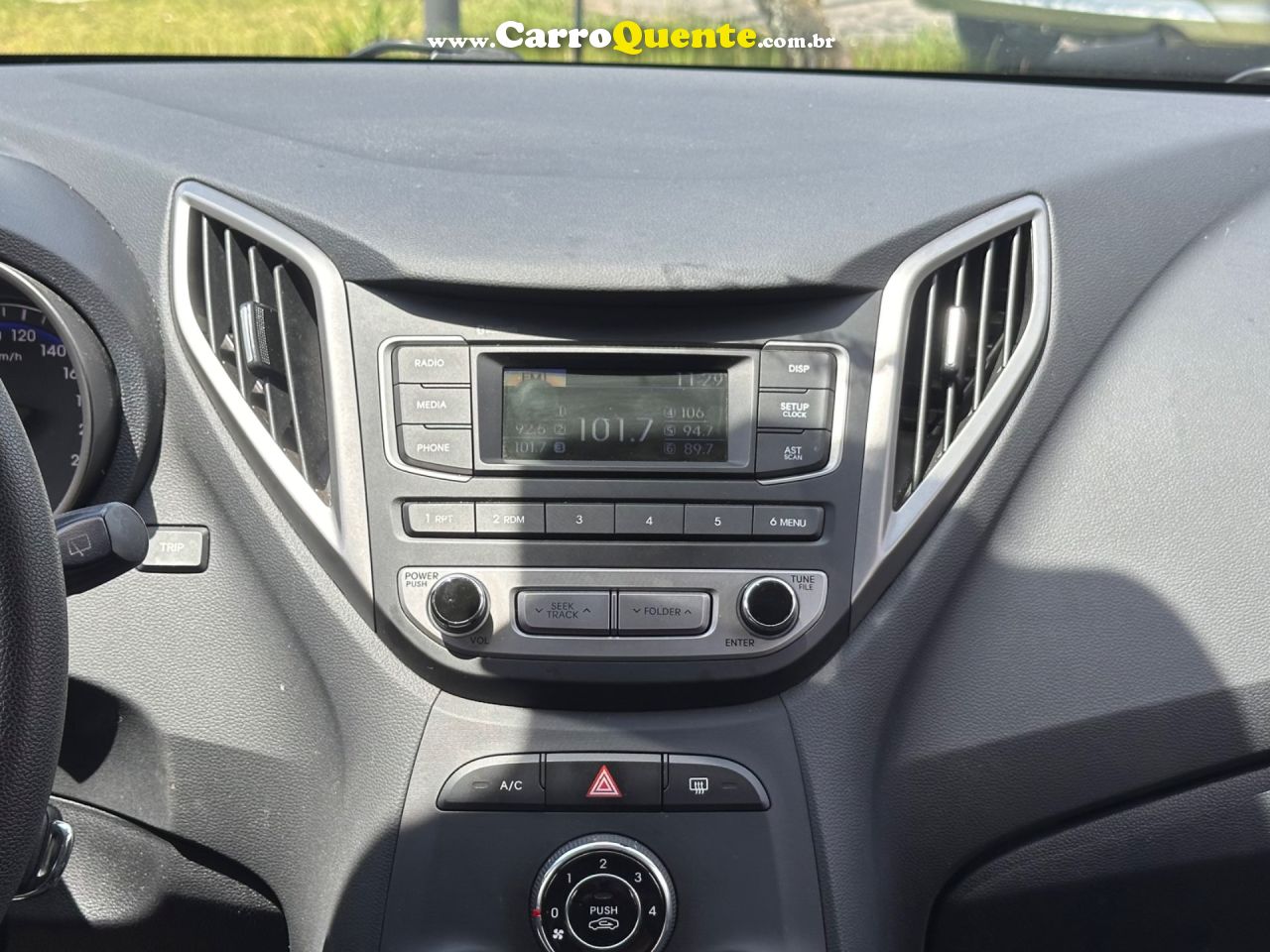HYUNDAI HB20 1.6 COMFORT PLUS 16V 2017 - Loja