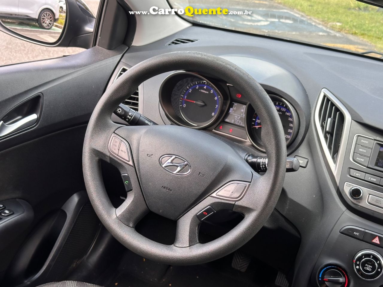 HYUNDAI HB20 1.6 COMFORT PLUS 16V 2017 - Loja