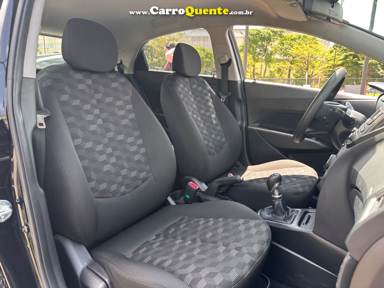 HYUNDAI HB20 1.6 COMFORT PLUS 16V 2017 - Loja