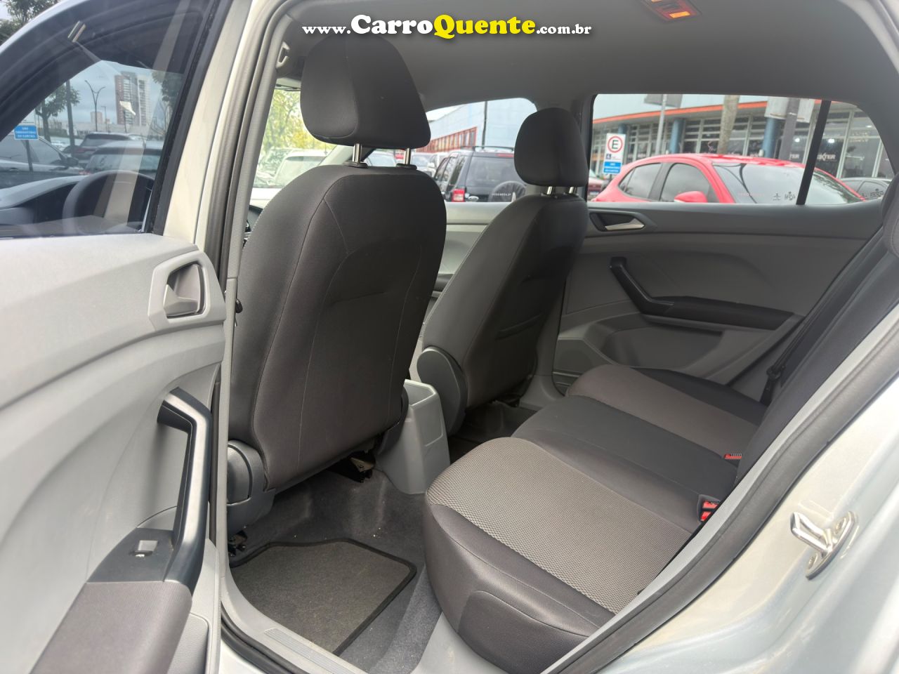 VOLKSWAGEN T-CROSS 1.0 200 TSI TOTAL SENSE 2020 - Loja