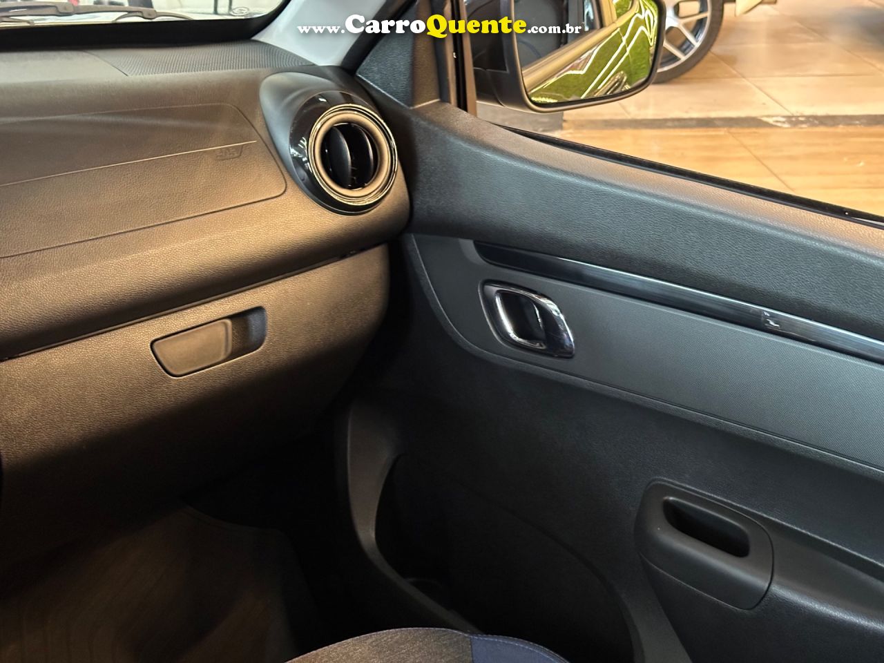 RENAULT KWID 1.0 12V SCE INTENSE 2025 - Loja