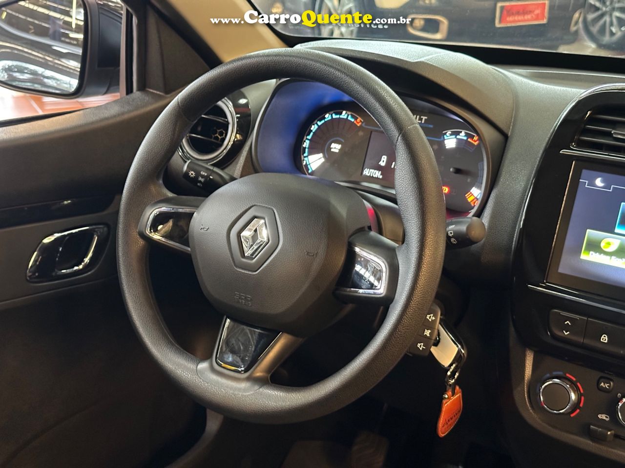 RENAULT KWID 1.0 12V SCE INTENSE 2025 - Loja