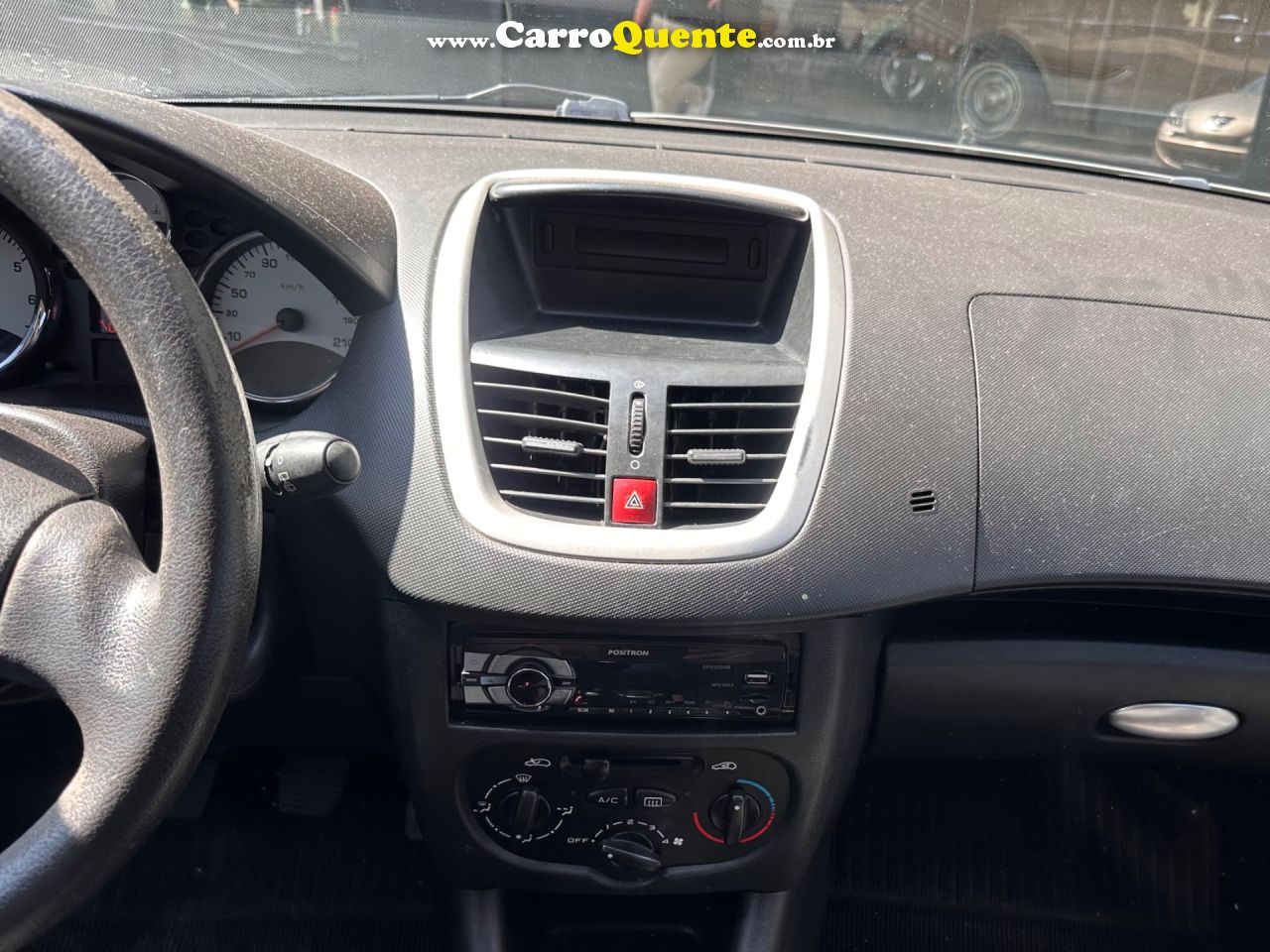 PEUGEOT 207 1.4 XR 8V 2013 - Loja