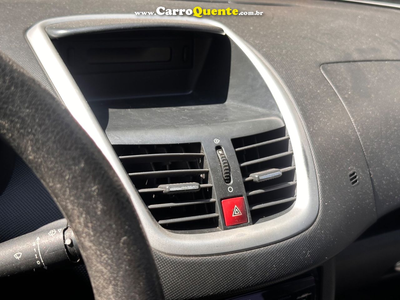 PEUGEOT 207 1.4 XR 8V 2013 - Loja