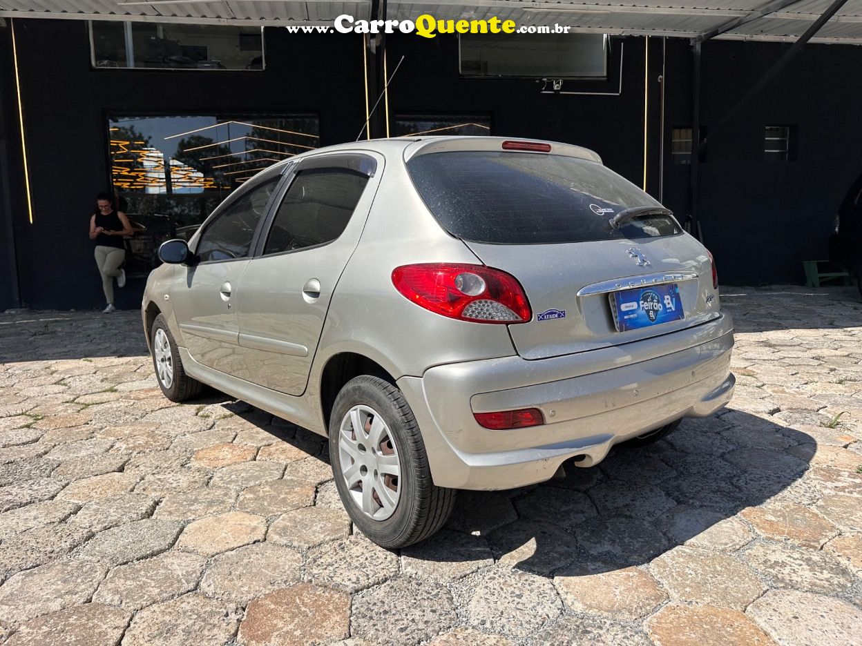 PEUGEOT 207 1.4 XR 8V 2013 - Loja