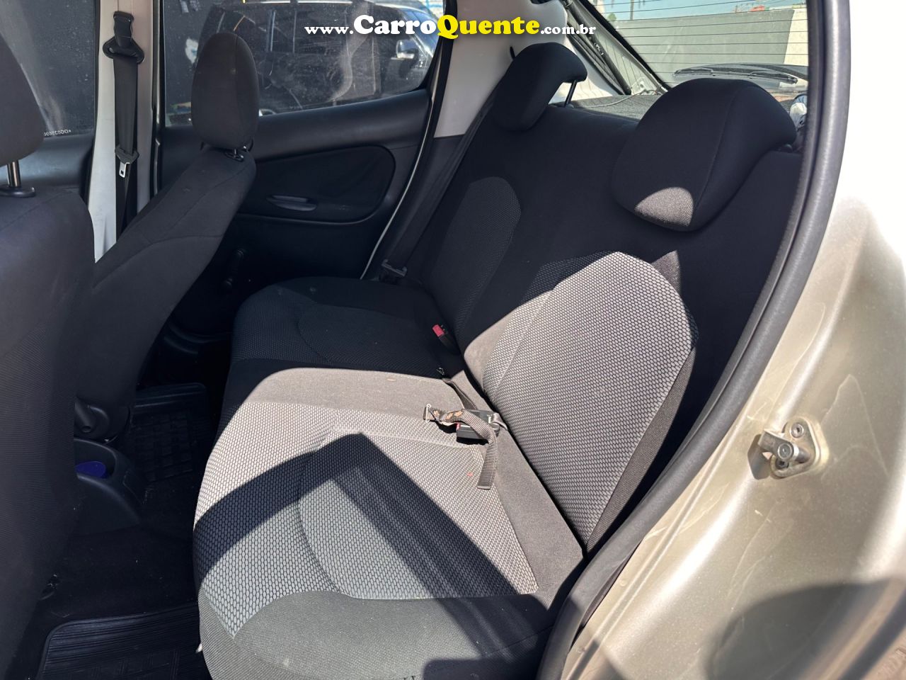 PEUGEOT 207 1.4 XR 8V 2013 - Loja