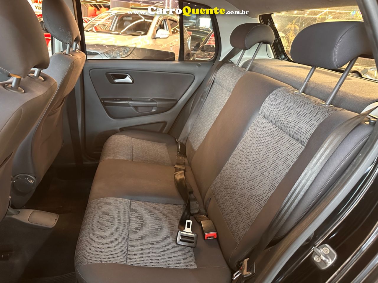 VOLKSWAGEN FOX 1.0 MI 8V 2013 - Loja