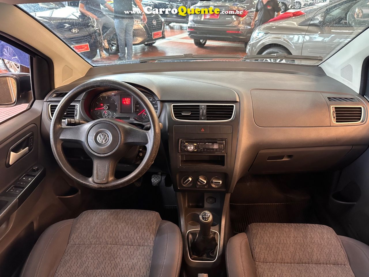 VOLKSWAGEN FOX 1.0 MI 8V 2013 - Loja