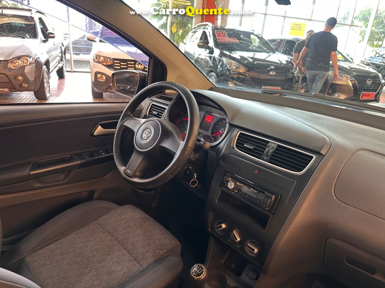 VOLKSWAGEN FOX 1.0 MI 8V 2013 - Loja