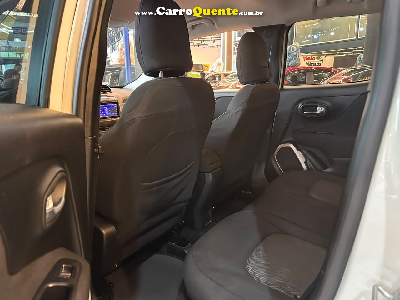 JEEP RENEGADE 1.8 16V 2016 - Loja