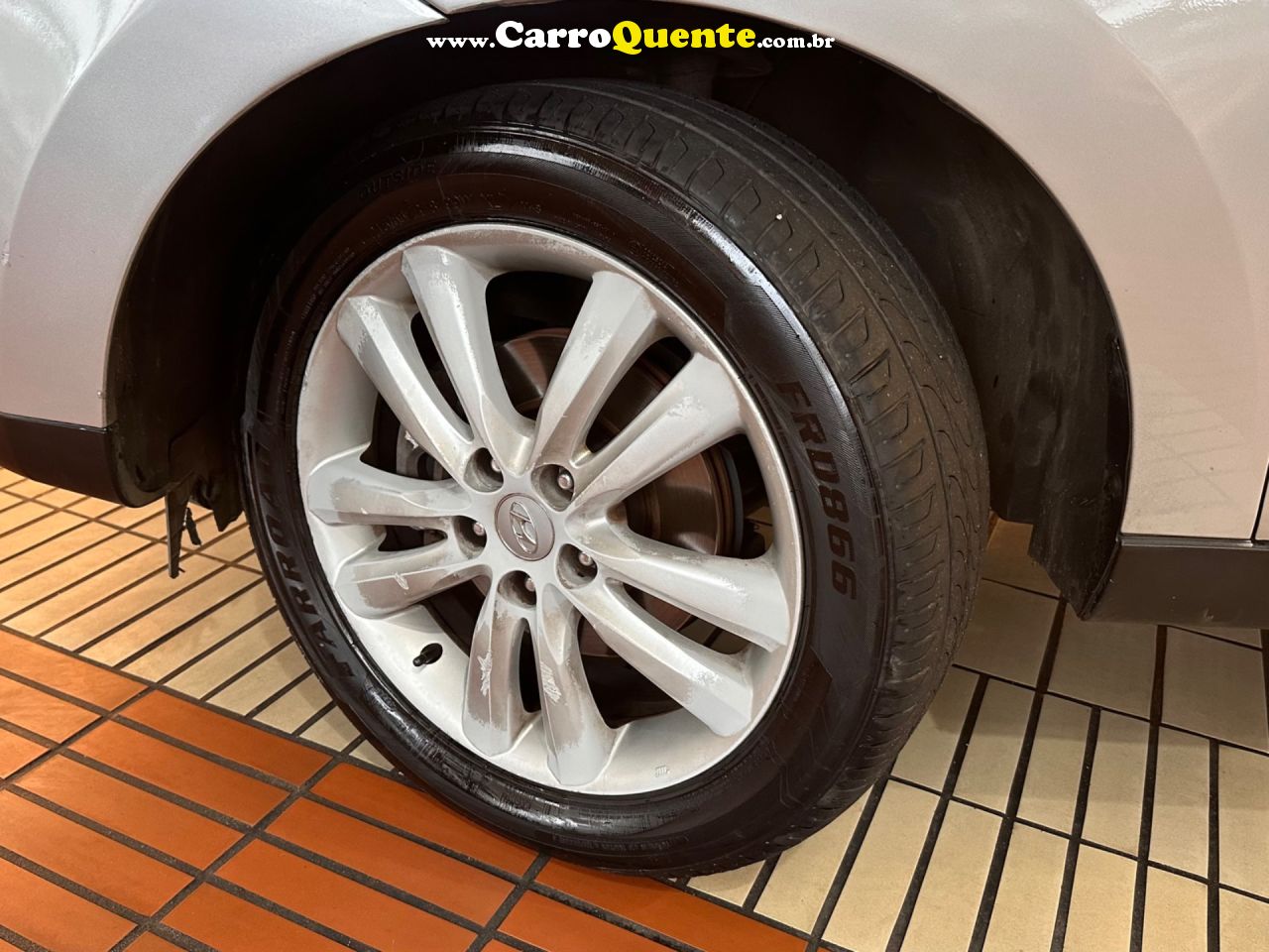HYUNDAI IX35 2.0 MPFI GLS 4X2 16V 2012 - Loja