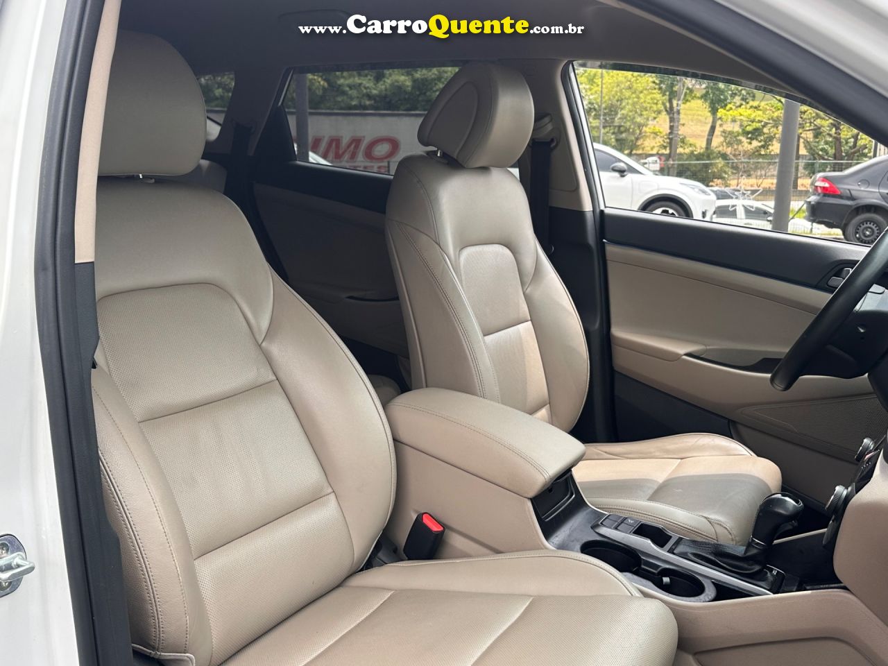 HYUNDAI TUCSON 1.6 16V T-GDI GL 2018 - Loja