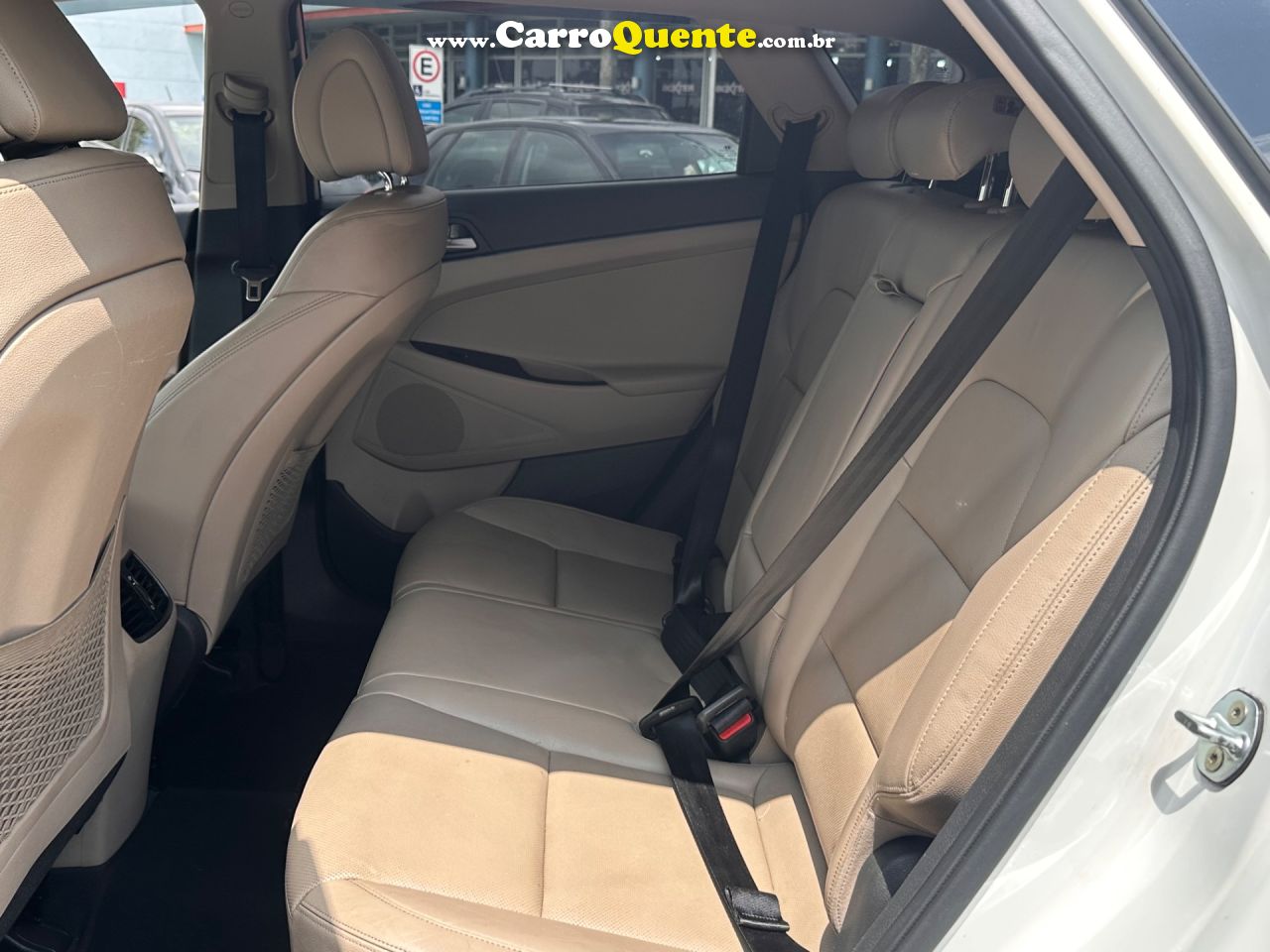 HYUNDAI TUCSON 1.6 16V T-GDI GL 2018 - Loja