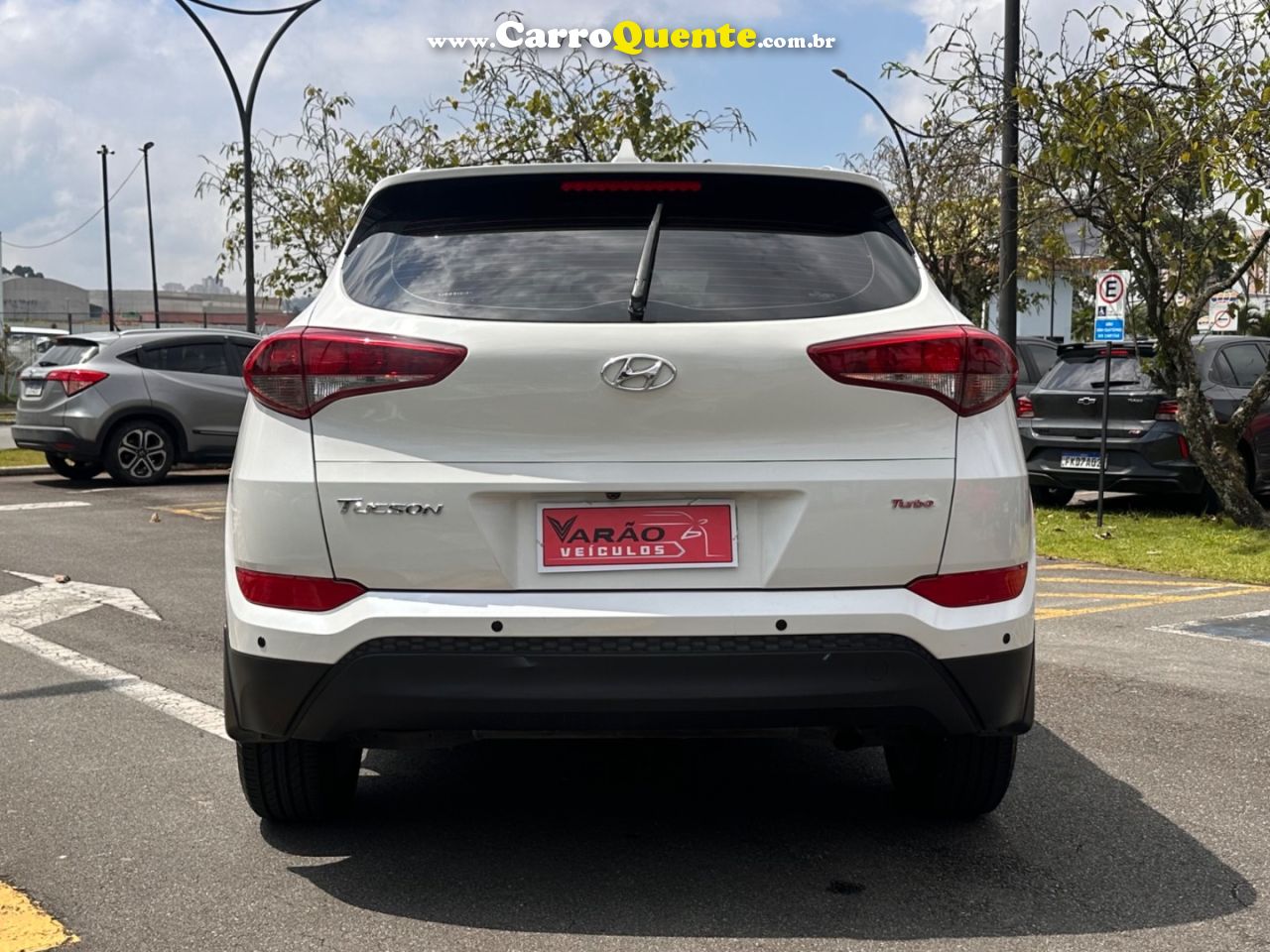 HYUNDAI TUCSON 1.6 16V T-GDI GL 2018 - Loja