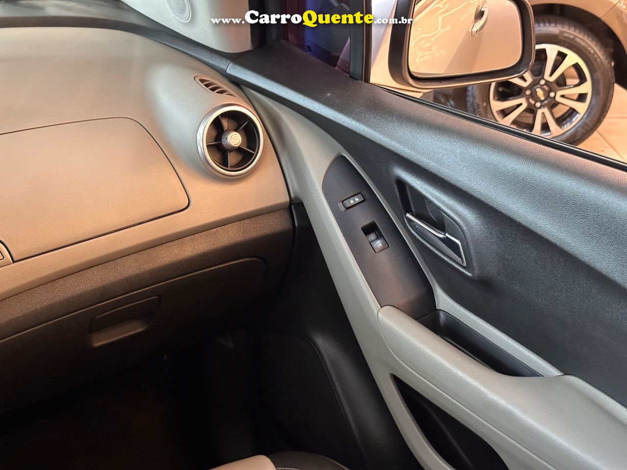 CHEVROLET TRACKER 1.8 MPFI LTZ 4X2 16V 2014 - Loja