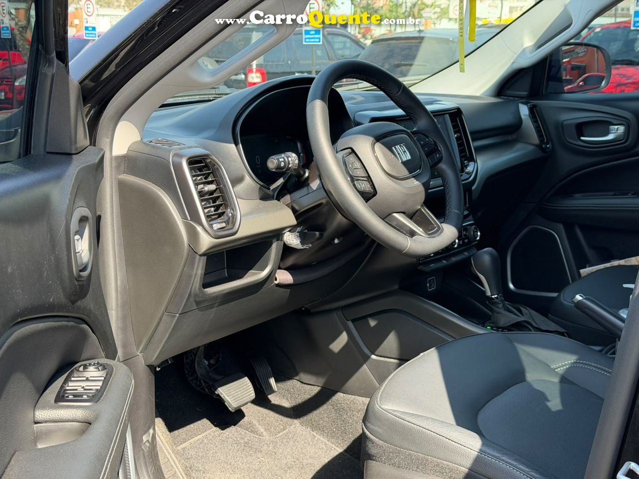 FIAT TORO 1.3 TURBO 270 VOLCANO 2025 - Loja