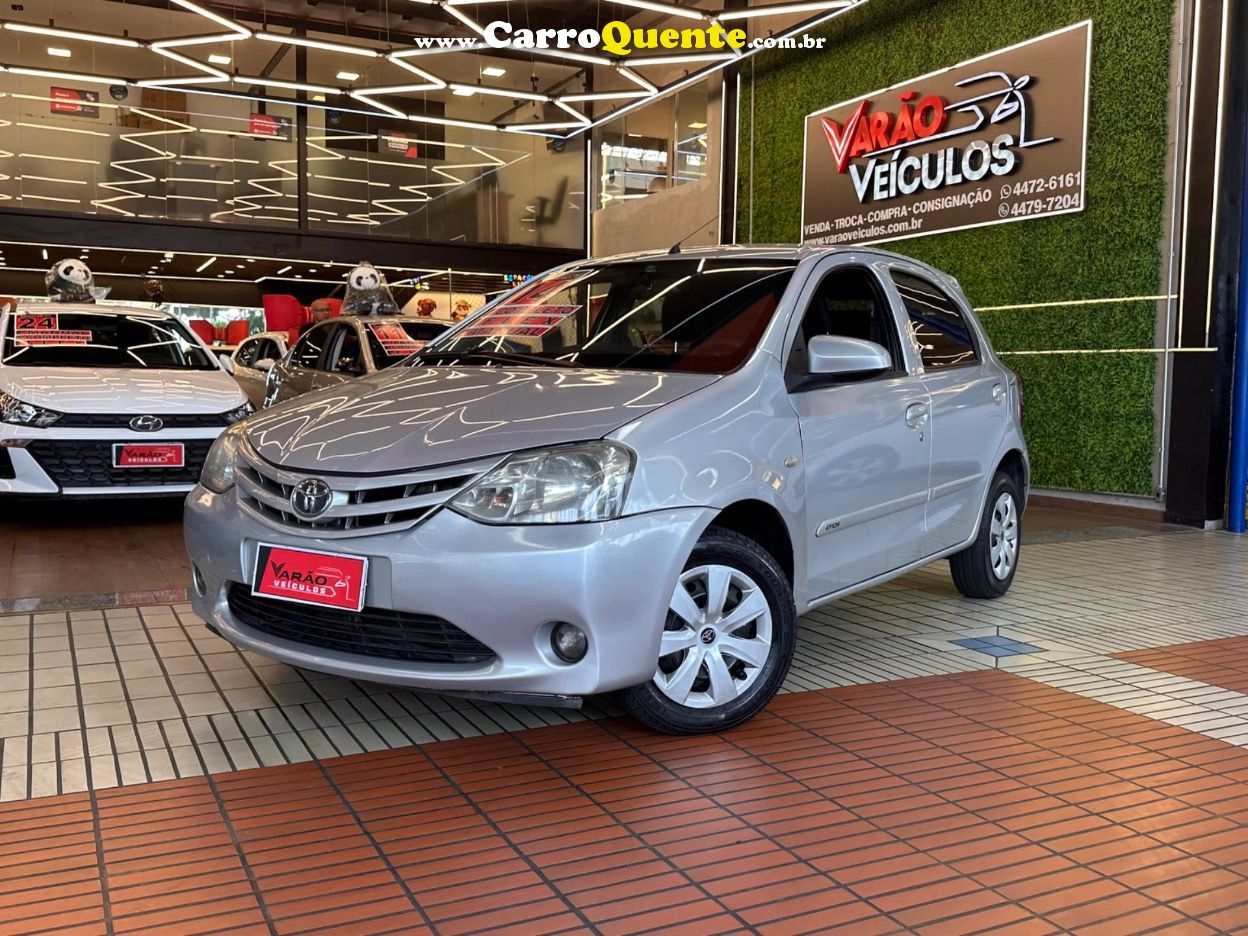 TOYOTA ETIOS 1.3 16V 2014 - Loja