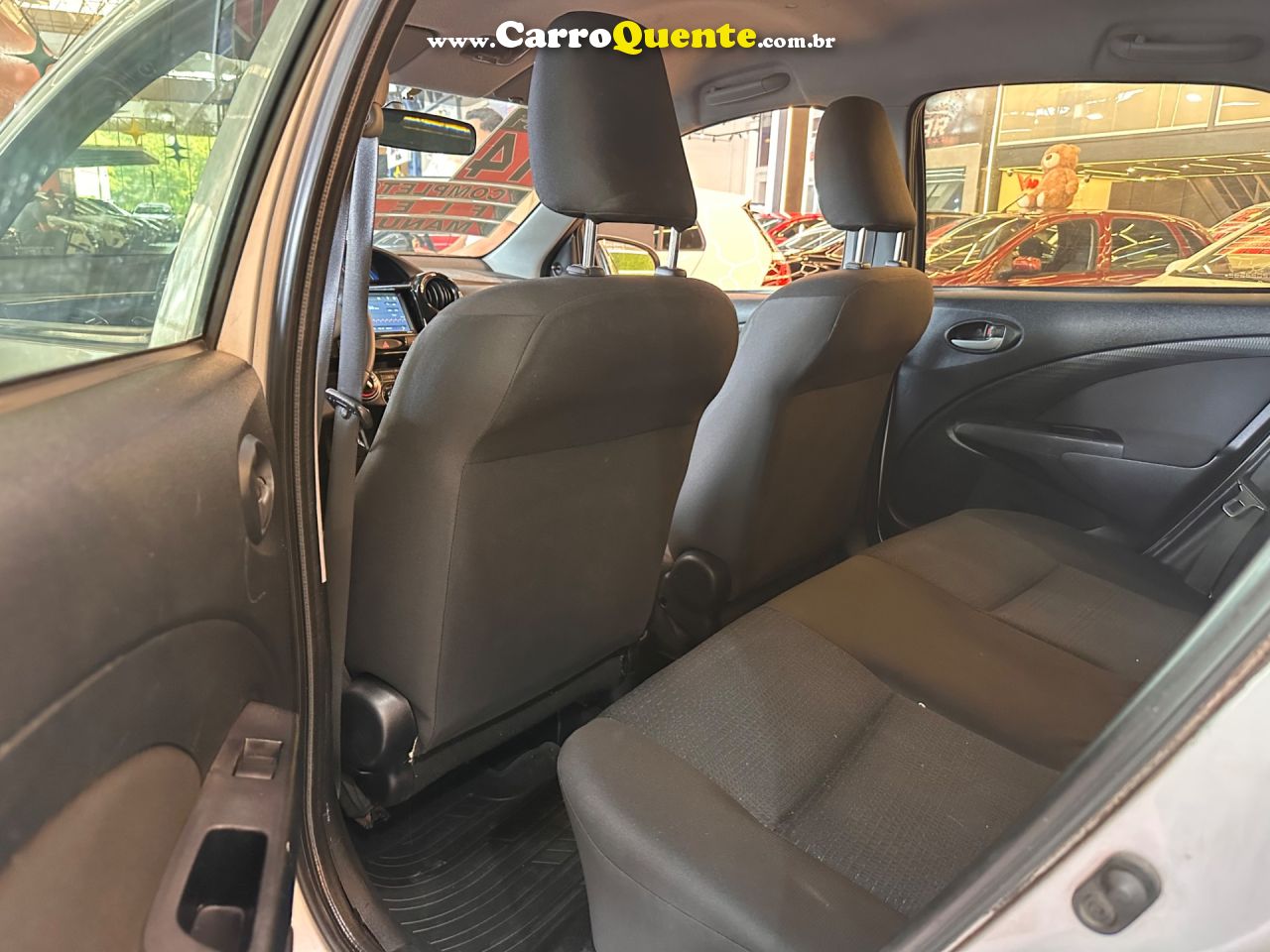 TOYOTA ETIOS 1.3 16V 2014 - Loja